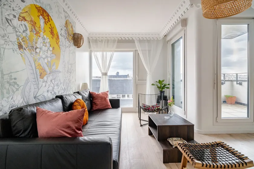 Aubervilliers Elevator Apartment/Full Facilities Around/With Two Parking Spaces/Air Conditioning and Fan - Image 1