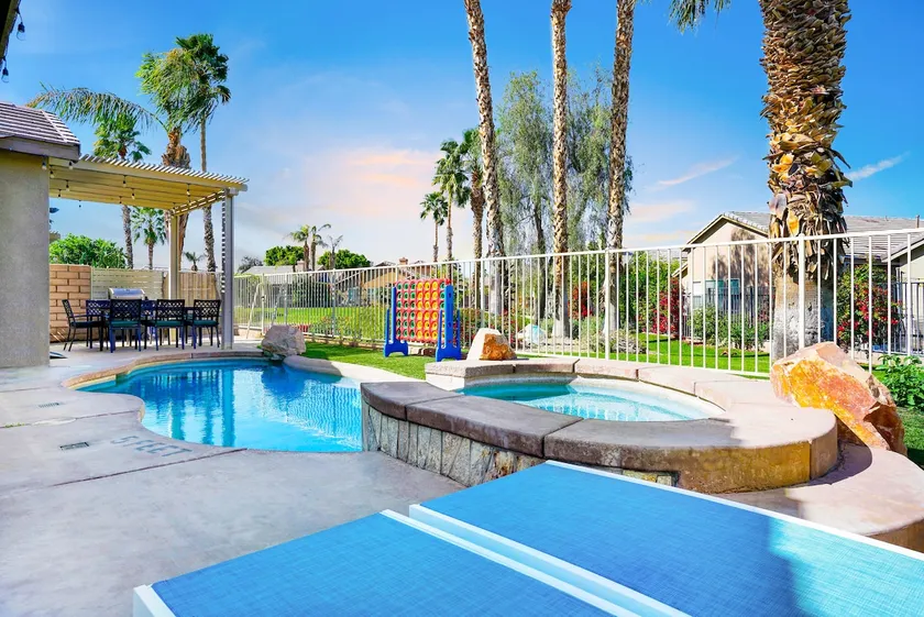 ADA Home | Pool | Sleeps 12 | Near Acrisure Arena - Image 1