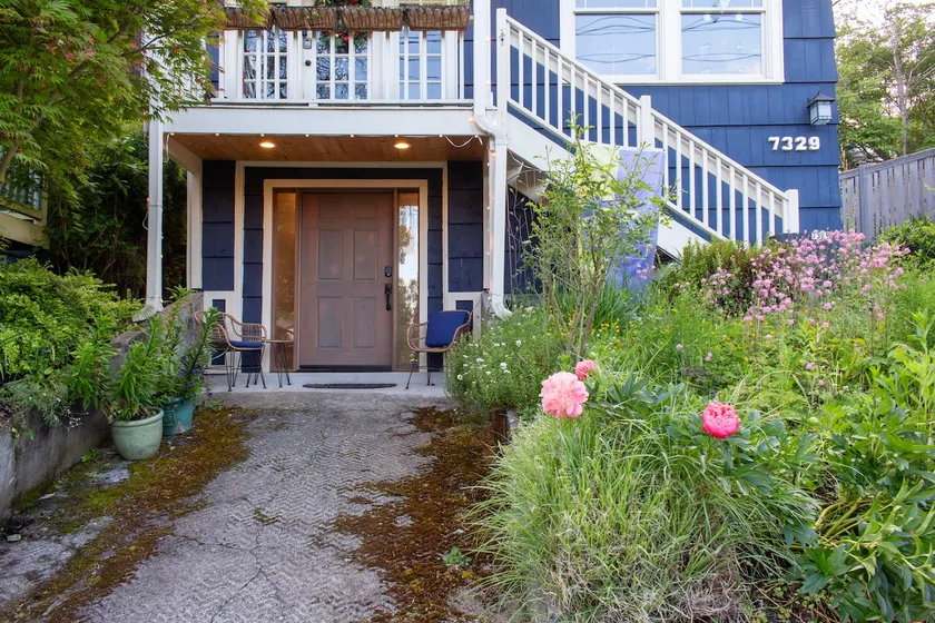 Private Ravenna 2BR ADU • AC • WFH Setup - Image 1