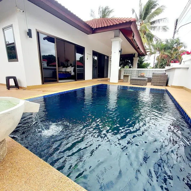 BJ Pool Villa Phuket - Image 1