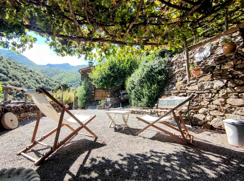 Le Papillon: Romantic & Wild Cozy Cevennes Escape - Image 1
