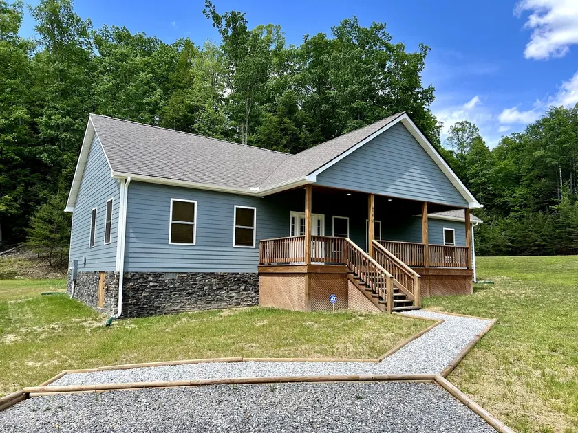 Adventure Cabin w/ Pond Near Gorge, Gauley & Lake - Image 1