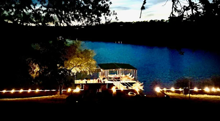 Birdhouse Cottage at the Lake - King Bed - Image 1
