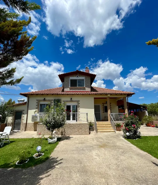 Villa Almonds - Image 1