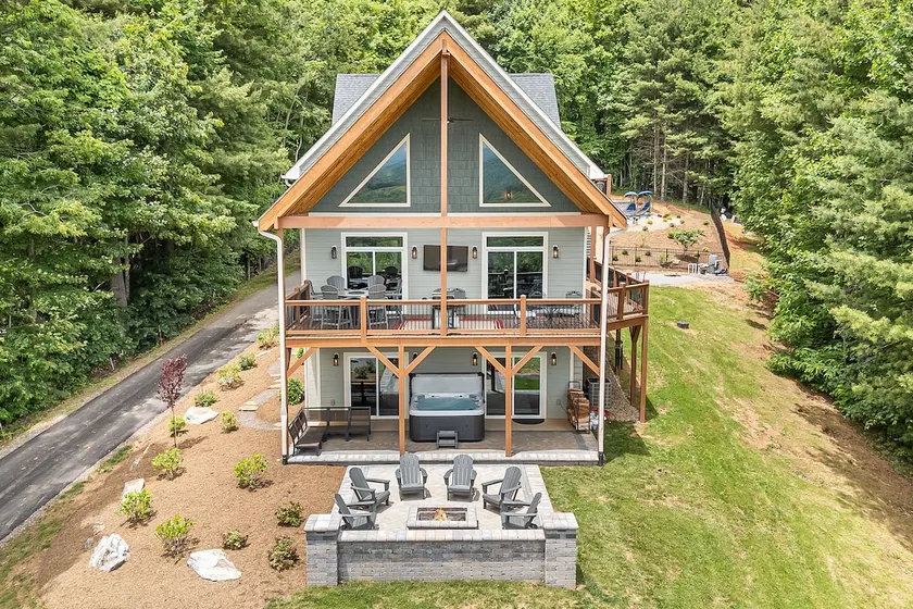 Mtn View Cabin Pvt Custom Heated Pool & Spa w/bsmt - Image 1