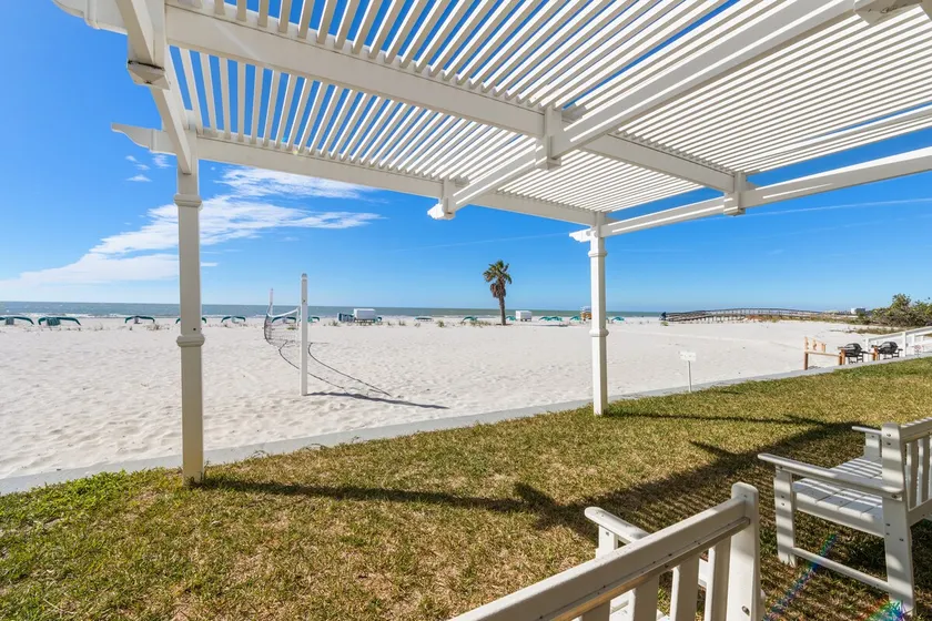 Beach, Gulf, and Bay Views plus 2 Balconies with Pool and Sleeps 6 - Image 1
