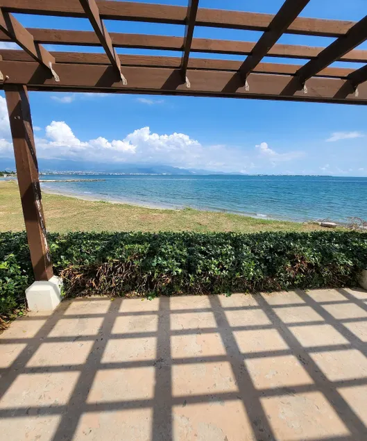 Entire Oceanview Villa in Gated Community - Image 1