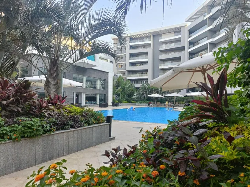 3 bedroom apartment - Image 1