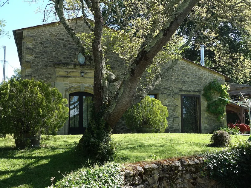 Quiet house with large garden and pool, in the Entre-deux-Mers - Image 1