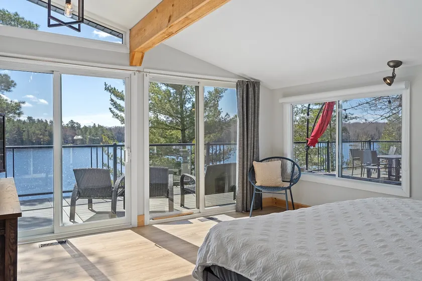 Muskoka Lakehouse w/ Sauna, Hot Tub & Waterfalls - Image 1