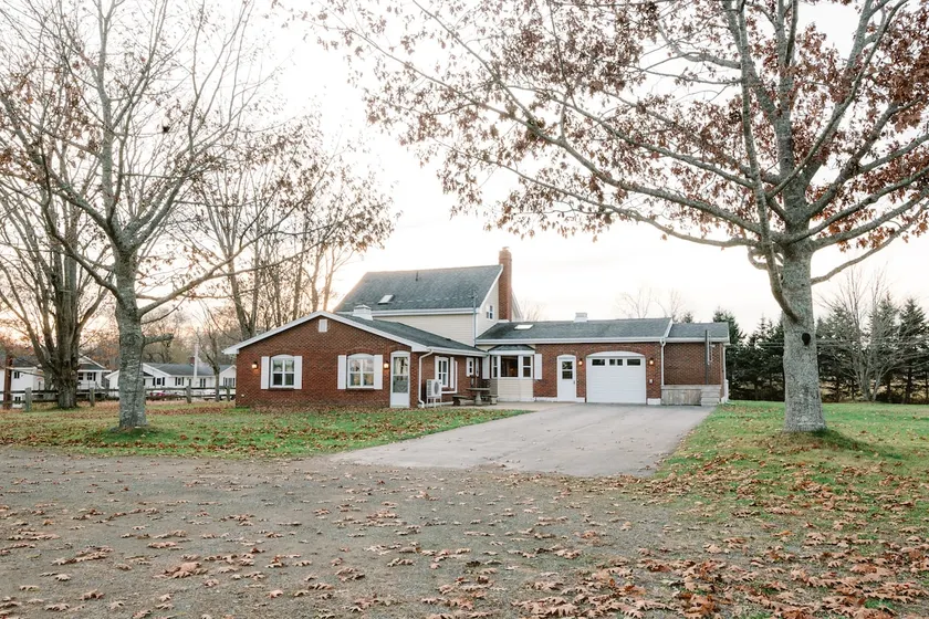 Red Brick Farm House - Image 1