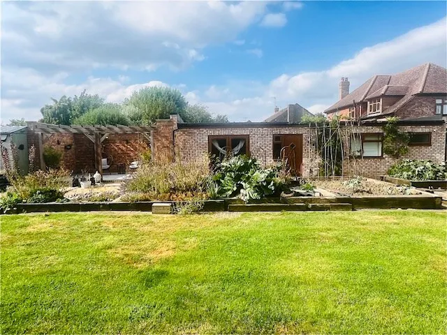 Self Contained Annex in Akeley Buckingham - Image 1