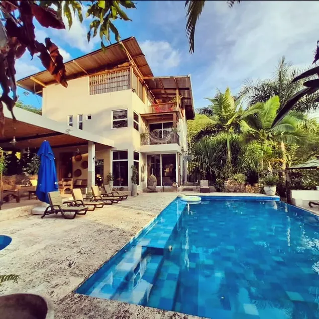 Country house, swimming pool, Jacuzzi, Turkish bath, near Bogotá - Image 1