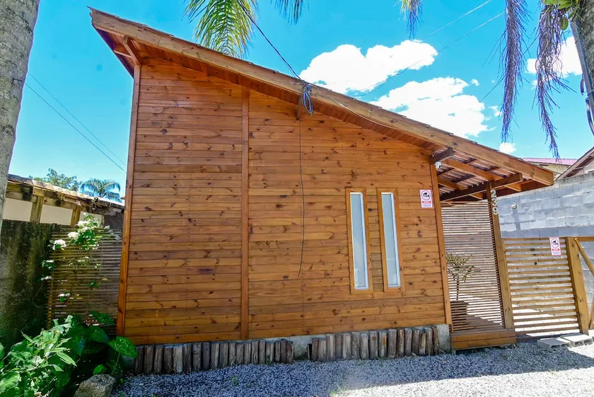 TinyHouse ch2 a5min de Jurerê In Ar Cond e Netflix - Image 1