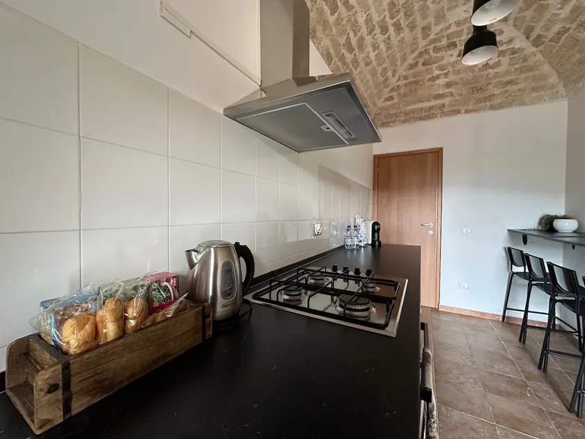 RADICl BUSSI - Image 1