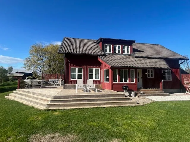 Large villa for 10 guests • Sauna • 15 minutes to Umeå - Image 1