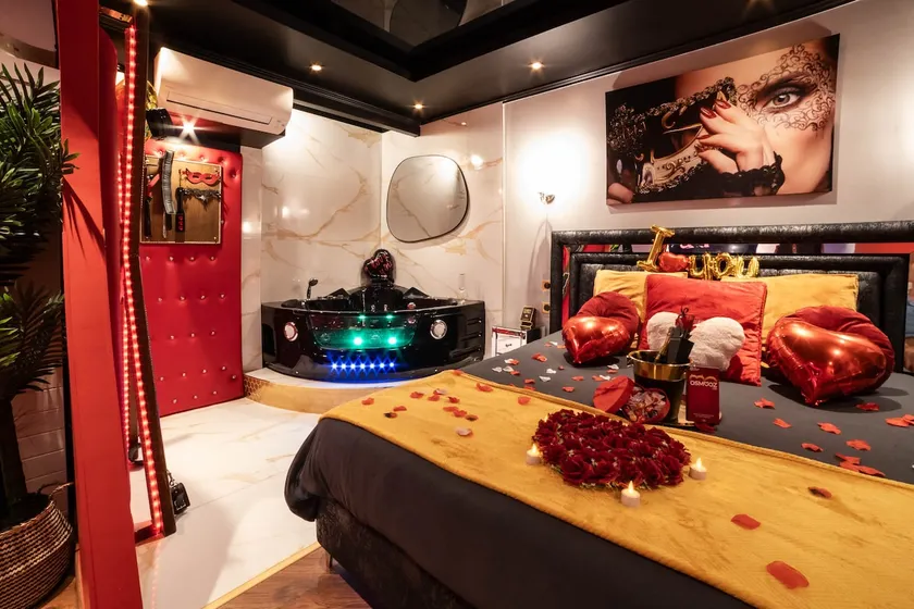 Sensual Room Love Room SPA Sauna Double Shower - Image 1