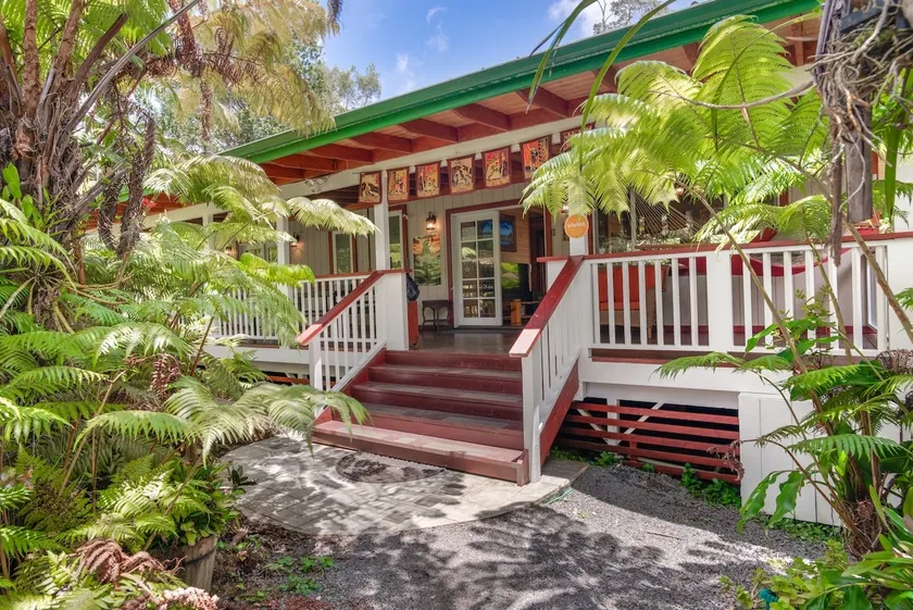 Forest Villa with Patio, BBQ, Playground & KoiPond - Image 1