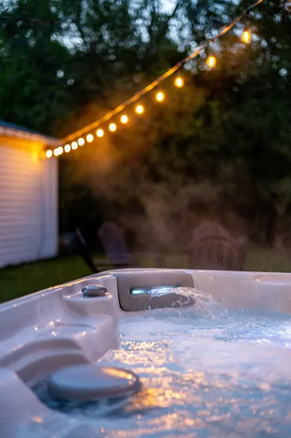 Plymouth Home l Hot Tub I Fire Pit l Next to Park - Image 1