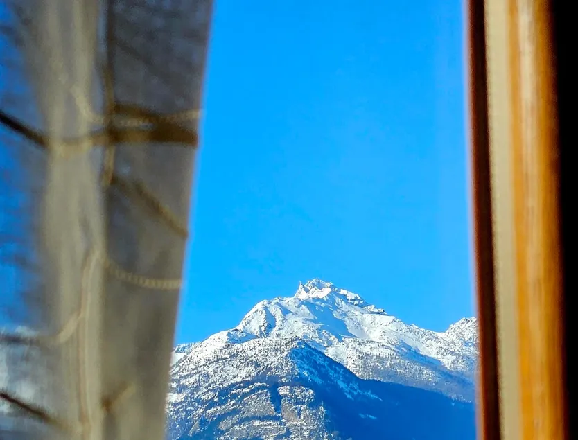 Between mountains, castles and nature-wifi&parking - Image 1