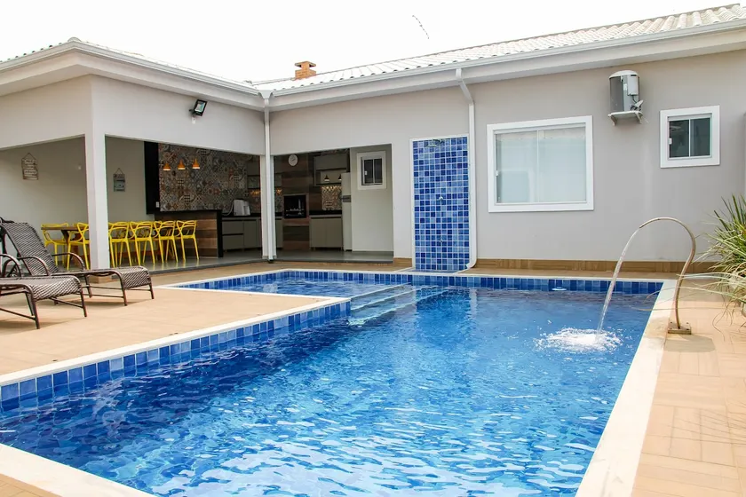 Luxury House 5 En-suites/Heated Pool 10 km Cabo Frio - Image 1