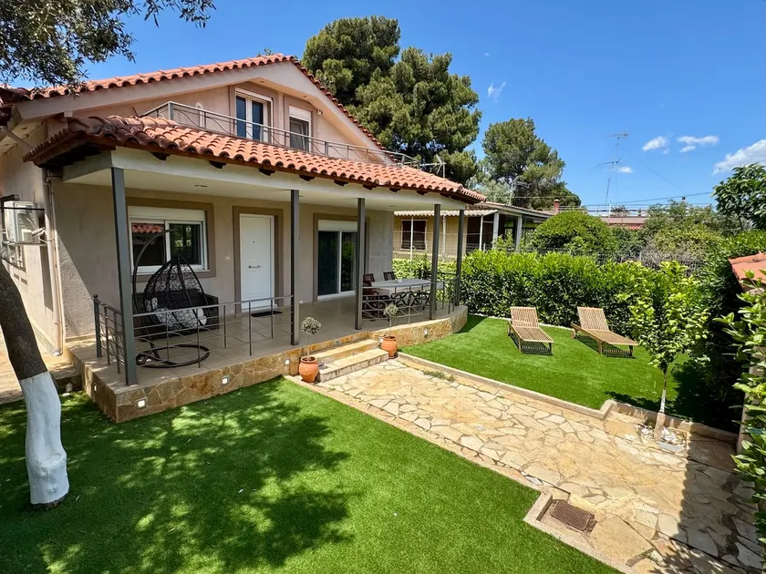 Nea Makri Holiday Villa - Authentic Greek Retreat - Image 1