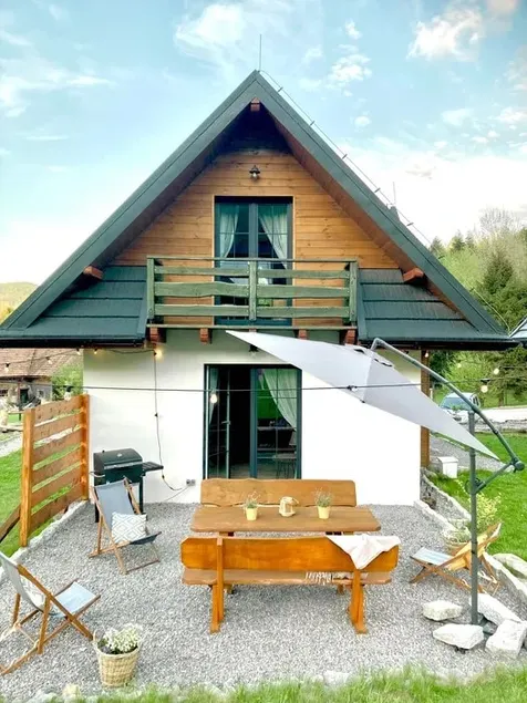 Brama Gór - Dom Wilk z Balią (Mountain Gate - Wolf House with Hot Tub) - Image 1