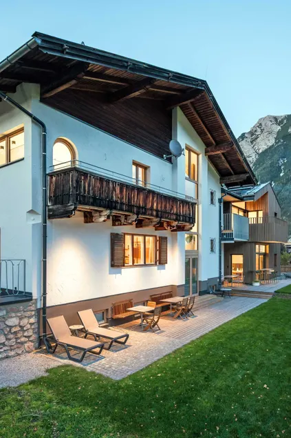 Spacious Villa64 with Hottub & Garden near Seefeld - Image 1