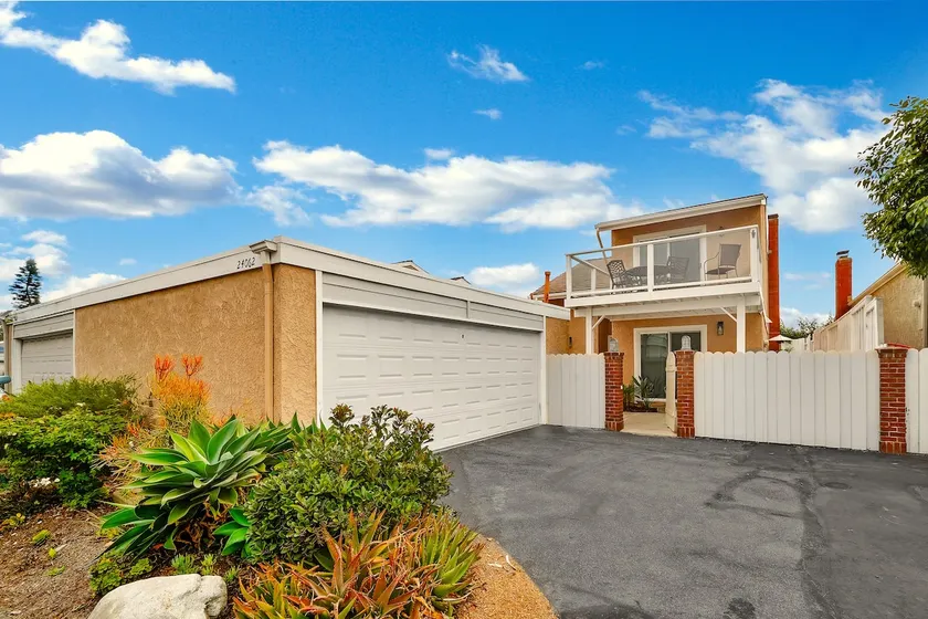 DANA POINT DELIGHT - Image 1