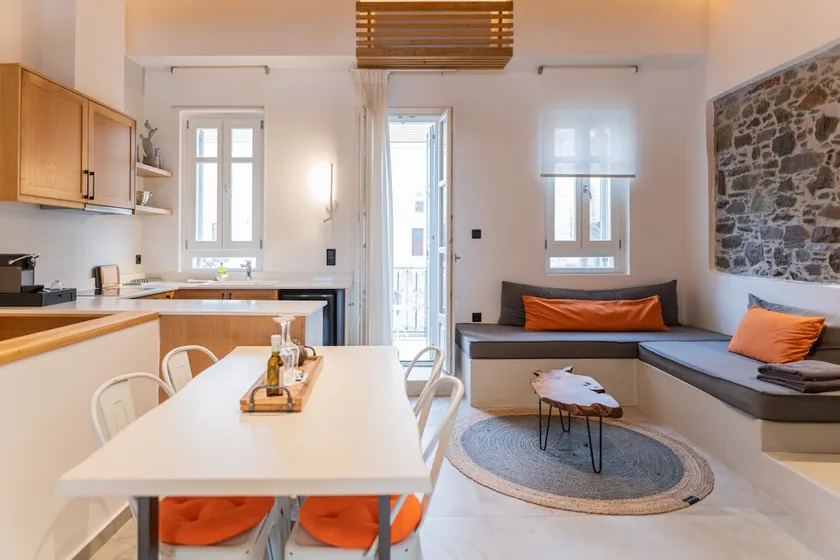MY Volissos Apartments - Image 1