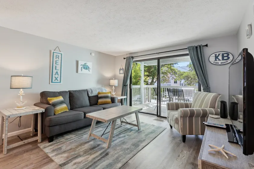 2Br, Private Beach Access-Indoor heated pool! - Image 1