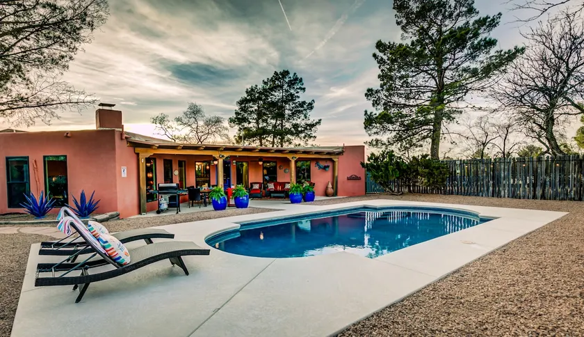 95° Heated Saltwater Pool | Desert Views | Pets OK - Image 1