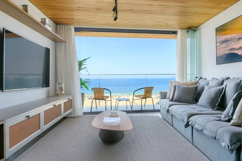 Loft Exclusive Sea Front - Image 1