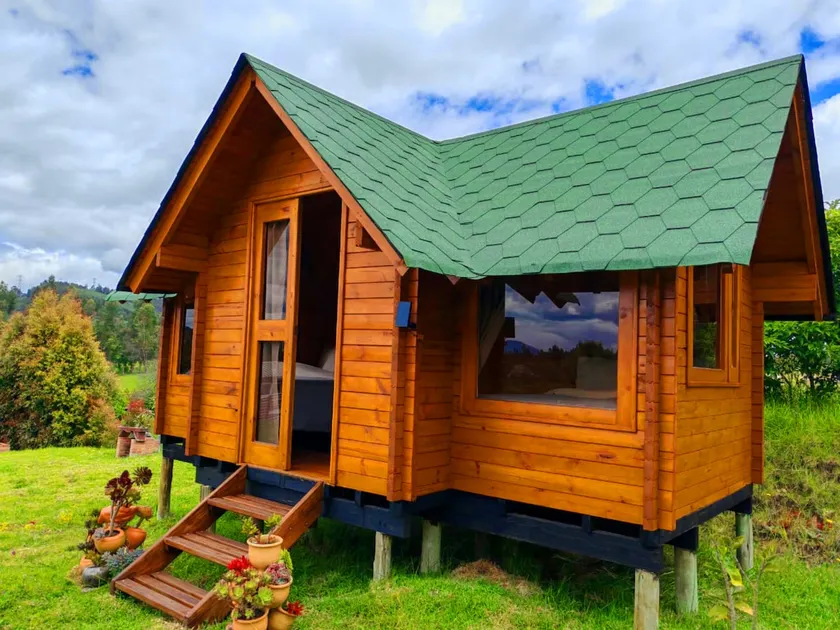 Rural cabin 8' downtown, 15' hot springs/Fiber Optic - Image 1