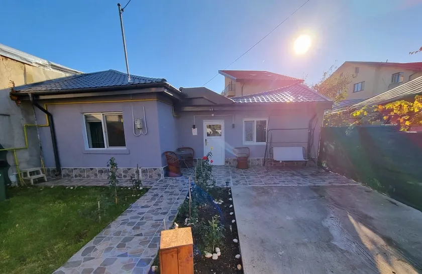 The Purple House-Villa in Bucharest - Image 1
