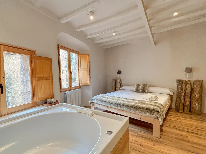 Clauhomes Galliner de Tarres - Image 1