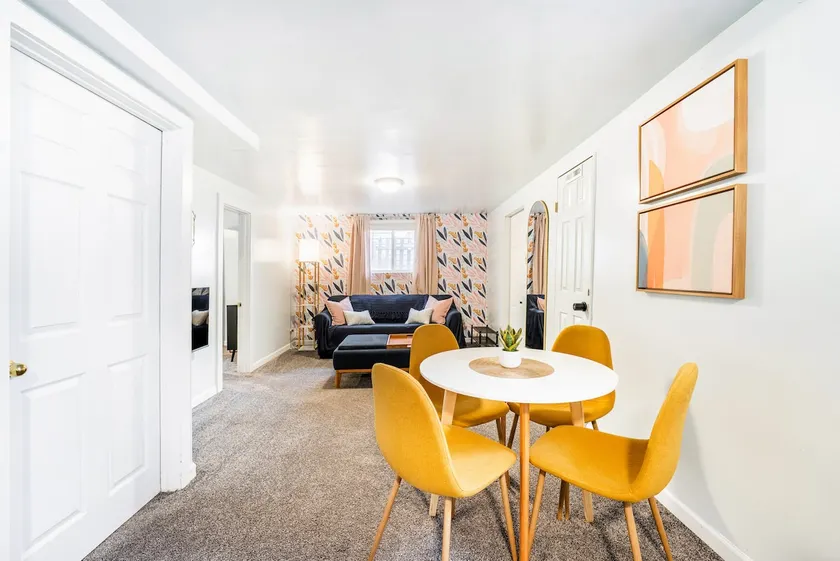 Garden Patio Lounge + City View! 2mi to downtown! - Image 1