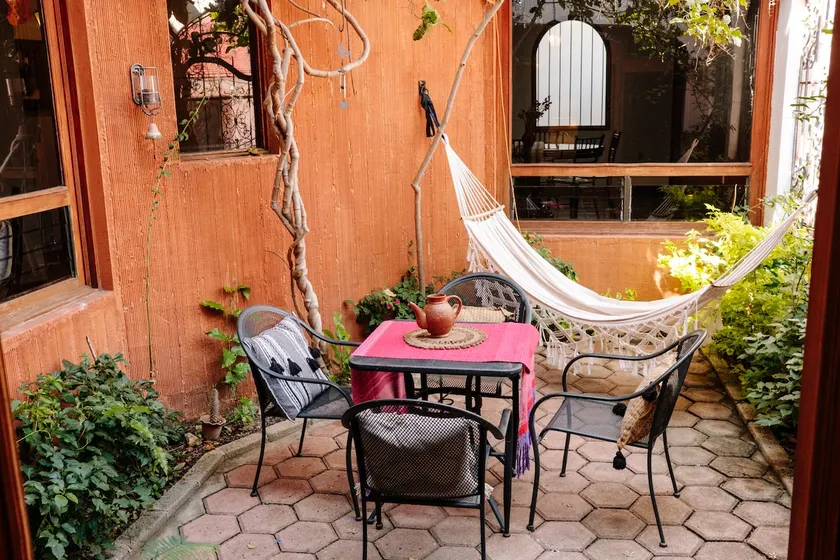 Bugambilia · Bright villa + parking | centrally located - Image 1