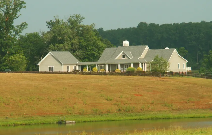 Spacious, Peaceful, Quiet House near SML & LU - Image 1