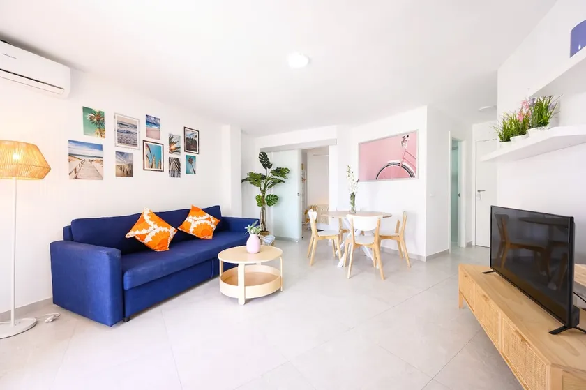 Burgos, terrace, pool, parking by 10ToSea - Image 1