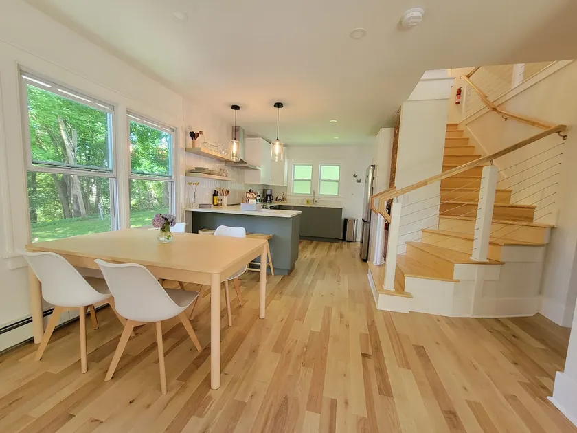 Modern Cottage-Perfect for Families! - Image 1