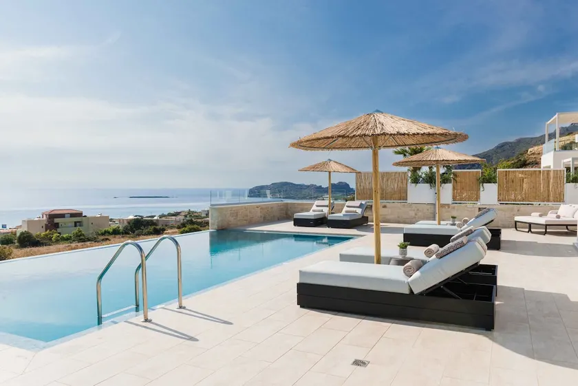 Actea Seaview Villas - "Free" heated pool & 800m sea - Image 1