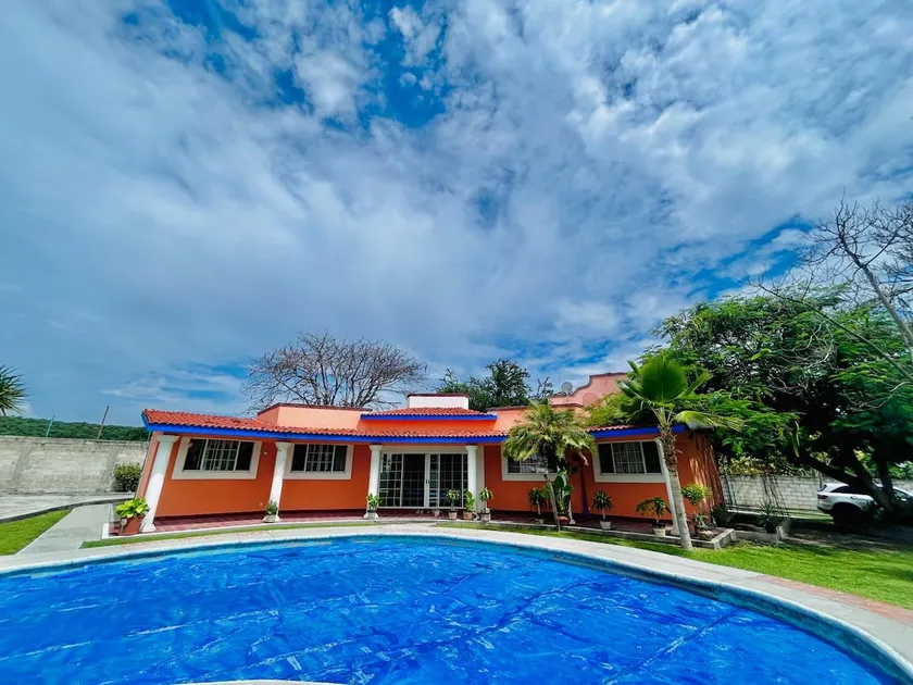 Paradise Hideaway - Image 1