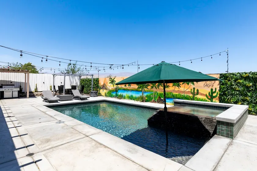 Desert Poolside & Game Room Oasis - Image 1