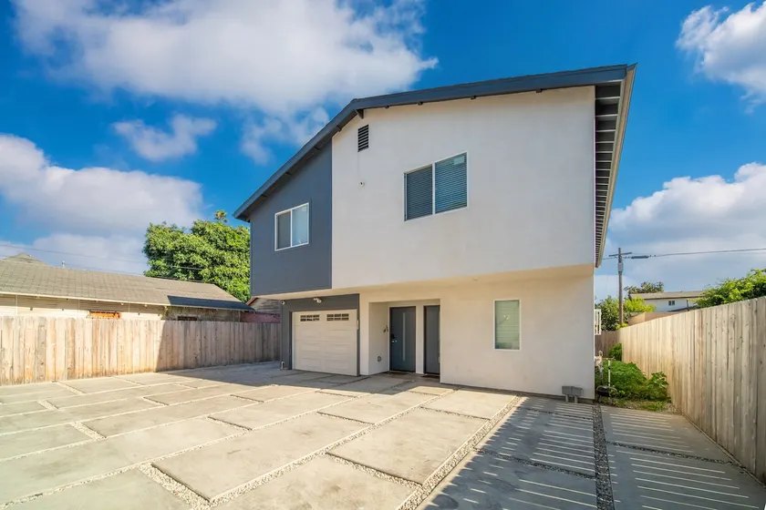 K New 4Rooms5Beds Spacious House - Image 1
