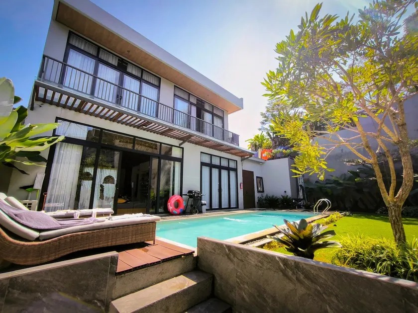 Cottonwood Sagarmatha Heated-pool Netflix Karaoke - Image 1