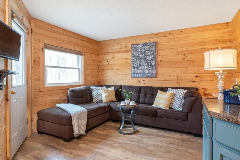 Renovated Condo 3 miles from Mtn (unit #40) - Image 1