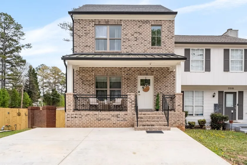 Minutes to Downtown Kennesaw & Pet Friendly! - Image 1