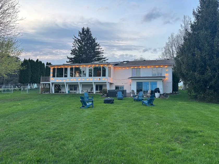 The Pond Oasis | 20 Minutes to Downtown Rochester! - Image 1