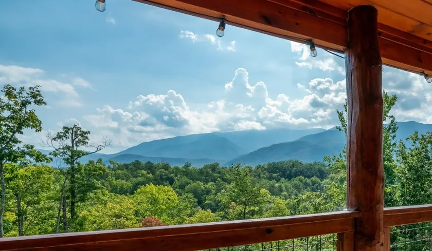 LOVED~Stunning MTN Views~Game room~Fire Pit - Image 1